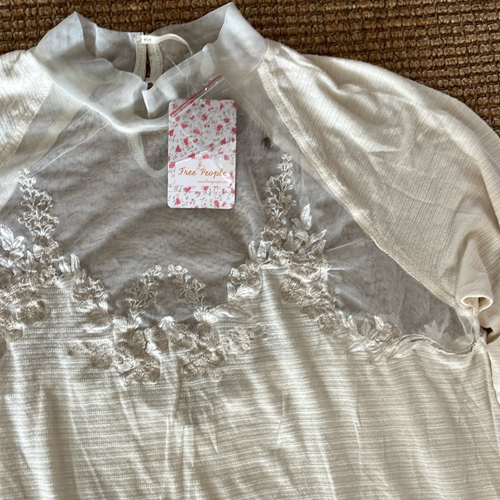 NWT Free People Saheli Mesh Embroidery Top Medium - Picture 4 of 8